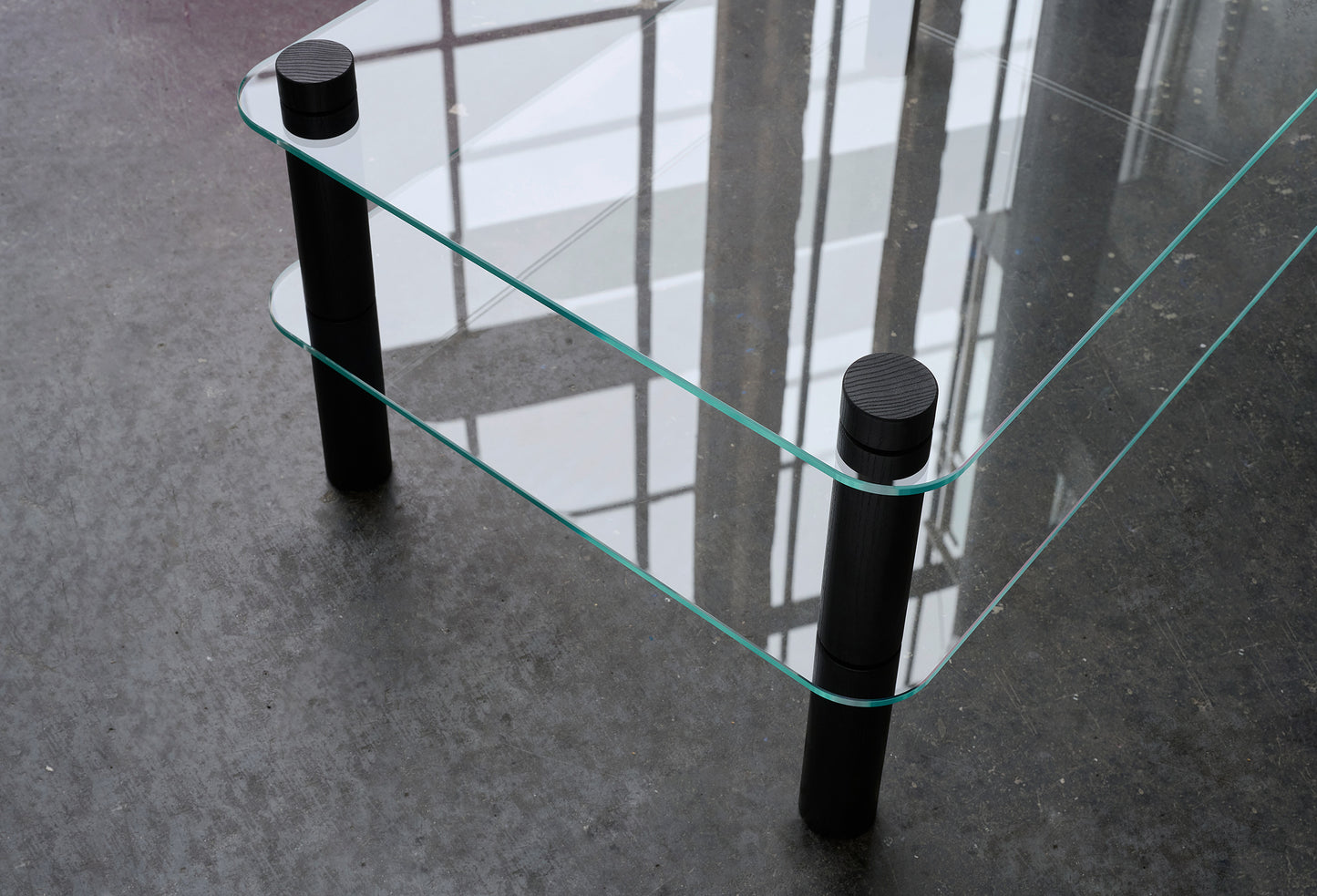 PODIUM LOW TABLE