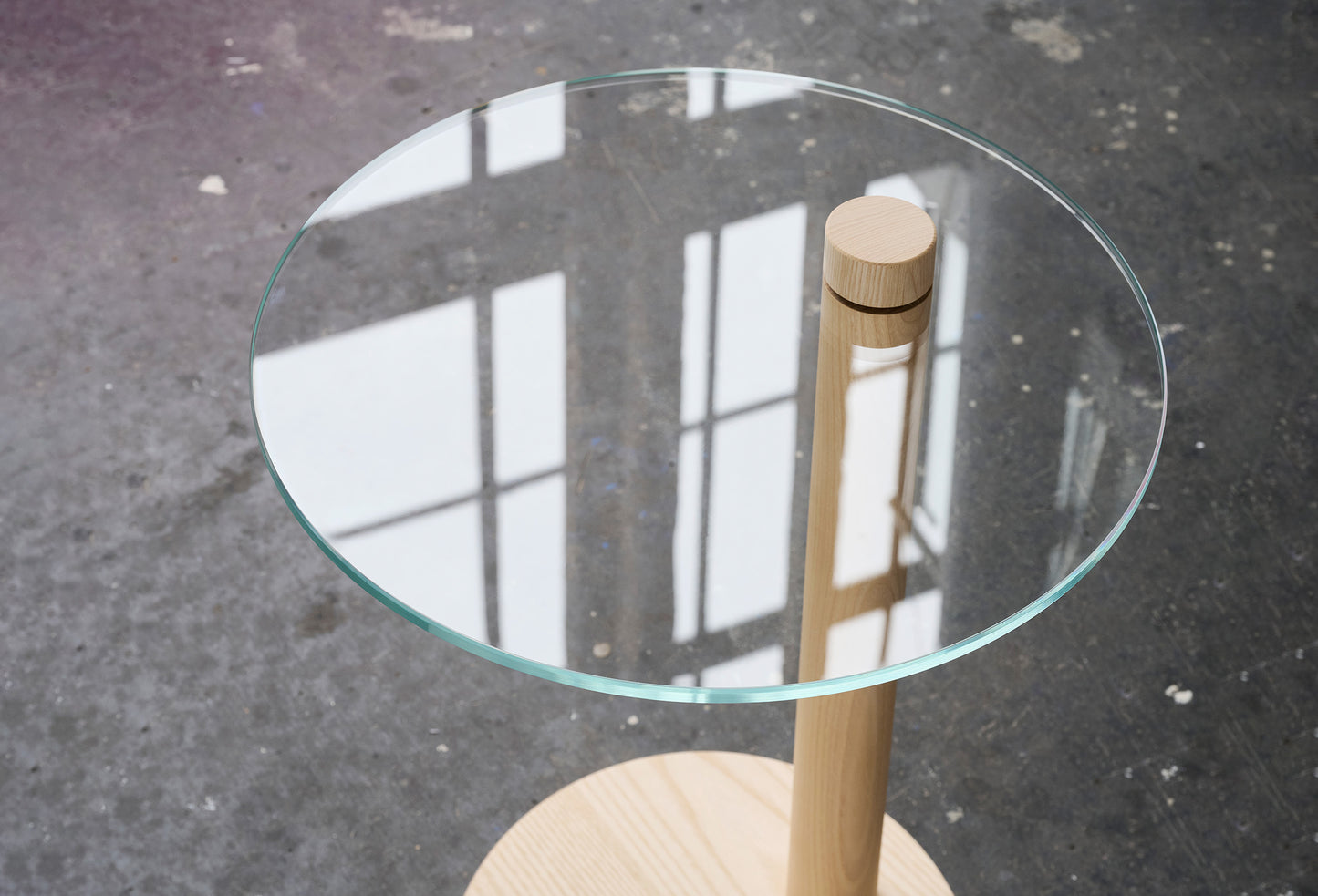 PODIUM SIDE TABLE